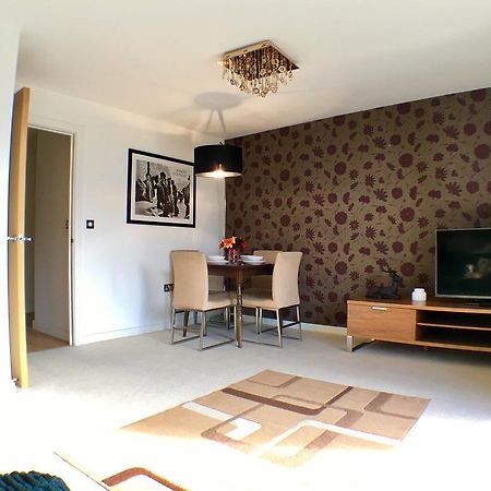 Luxurious Providence Apartment Maidenhead Extérieur photo